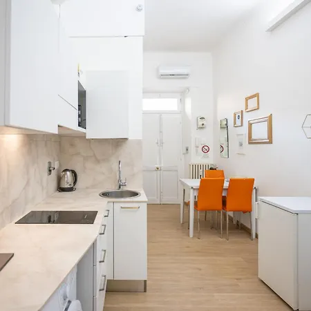 Mb 8 • Bilo Ristrutturato Con Balcone | Wifi | Self Check-in טורינו